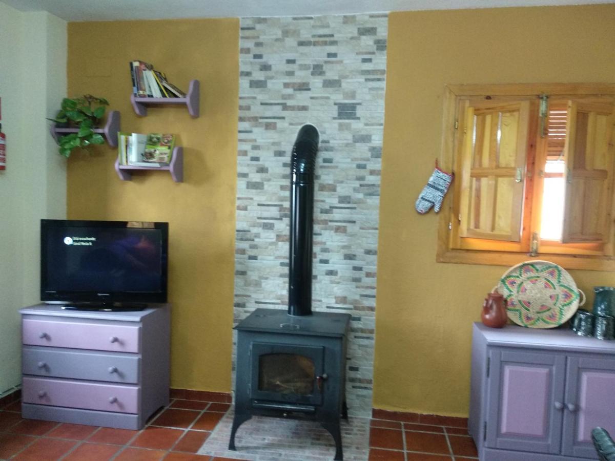 Casa Alpujarrena Fina Numero 27 부비온 외부 사진